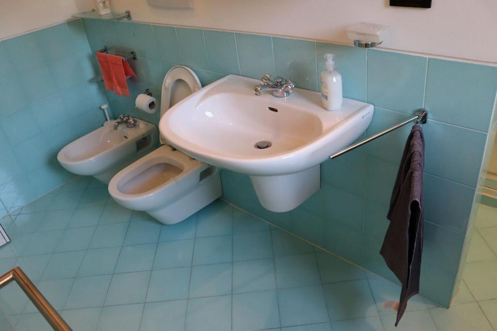 Appartement Dans Un Terrain De Golf, 5 Min De La Mer En Voiture, Parking Gratuit Cogoleto Buitenkant foto